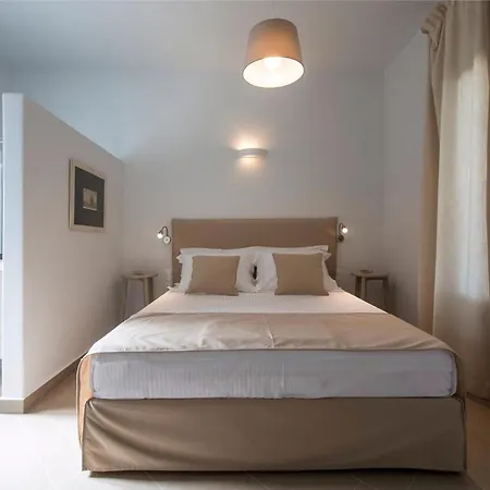 Platinum Paros 3 Bedroom Amazing Sea Views & Villa Parasporos