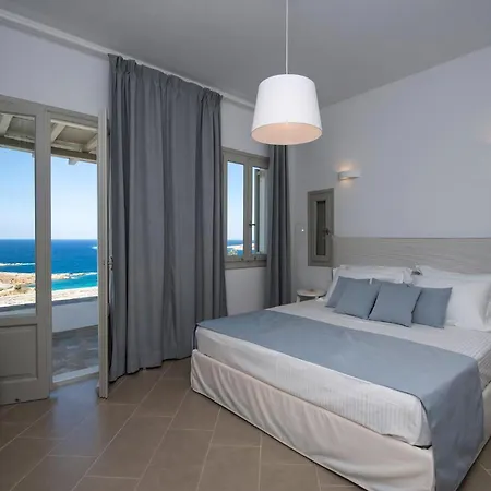 Platinum Paros 3 Bedroom Amazing Sea Views Private Infinity Pool Access Parikia Villa