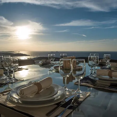 Platinum Paros 3 Bedroom Amazing Sea Views & Villa Parasporos